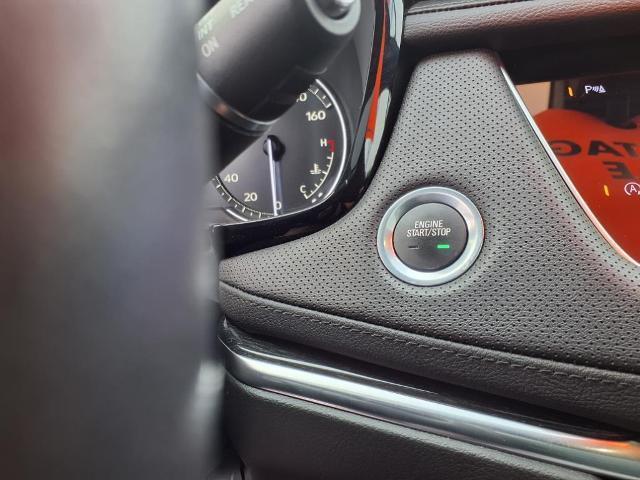 used 2022 Cadillac XT5 car, priced at $35,900