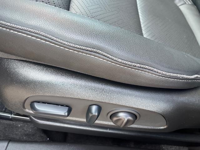 used 2023 Buick Encore GX car, priced at $25,900
