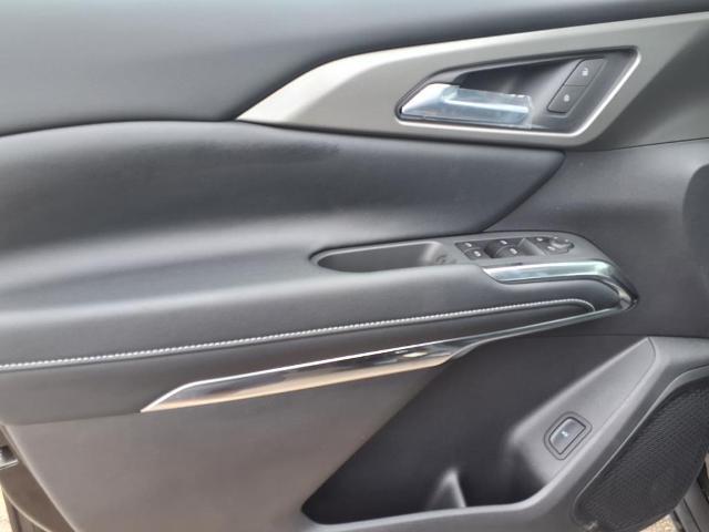 new 2025 Chevrolet Traverse car, priced at $48,704