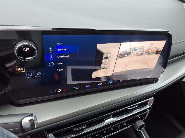 new 2025 Chevrolet Traverse car, priced at $48,704