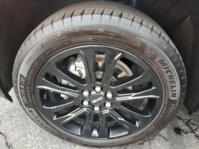 used 2023 GMC Acadia car, priced at $28,900