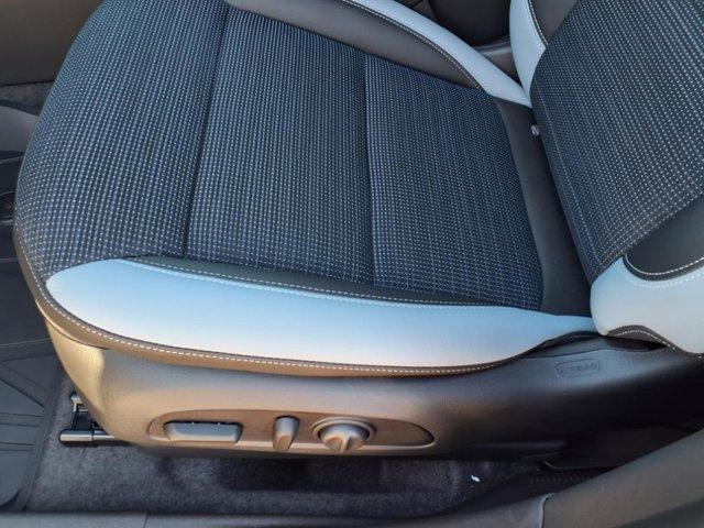 new 2025 Buick Envista car, priced at $28,125