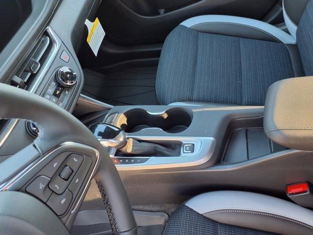 new 2025 Buick Envista car, priced at $28,125