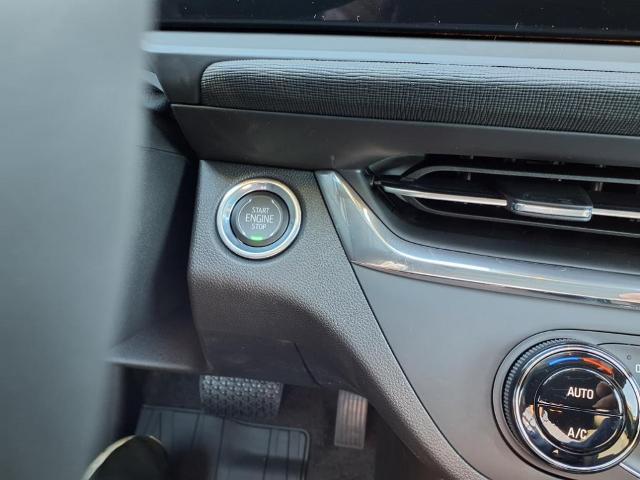 new 2025 Buick Envista car, priced at $26,835
