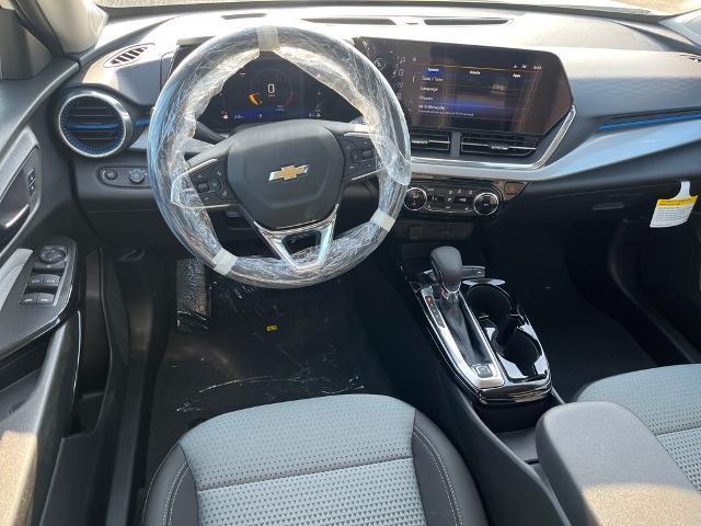 new 2025 Chevrolet Trax car, priced at $25,880
