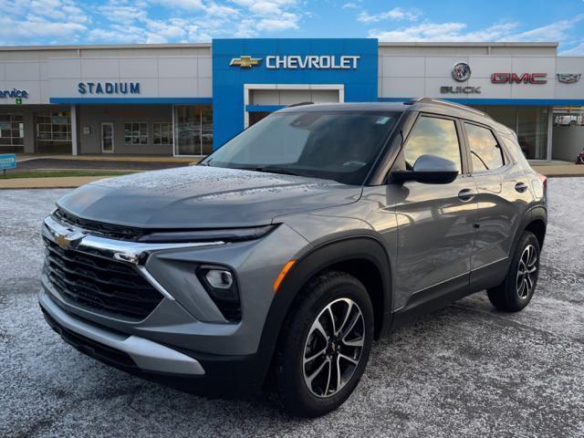 new 2025 Chevrolet TrailBlazer car, priced at $28,525