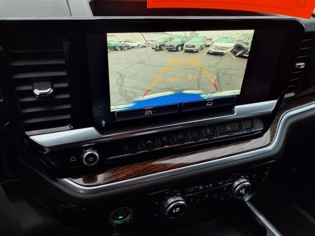 used 2022 GMC Sierra 1500 car, priced at $43,900