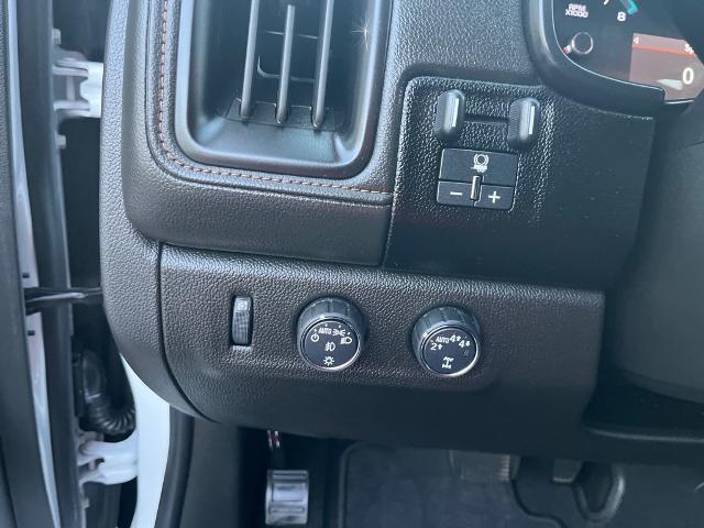 used 2022 GMC Canyon car, priced at $34,900