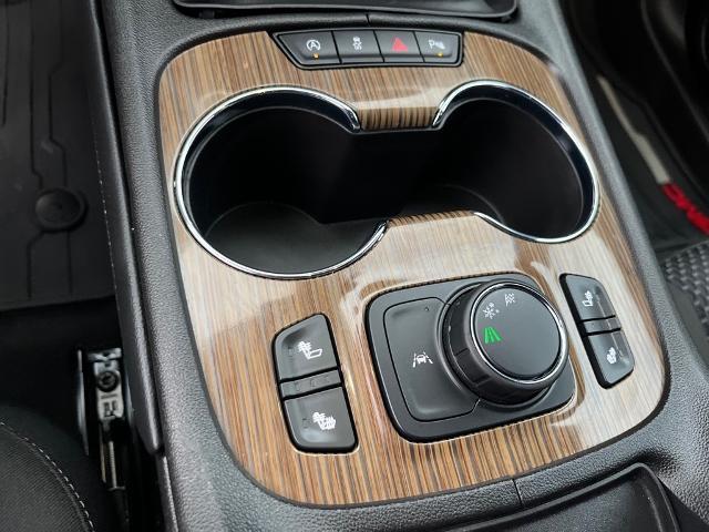 used 2023 GMC Acadia car, priced at $27,900