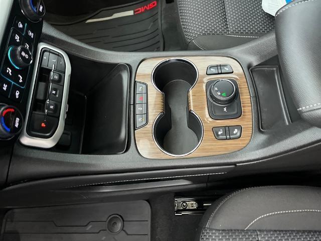 used 2023 GMC Acadia car, priced at $27,900