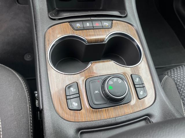 used 2023 GMC Acadia car, priced at $32,900