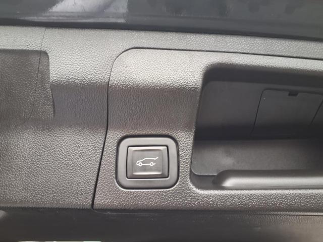 used 2023 GMC Acadia car, priced at $31,900