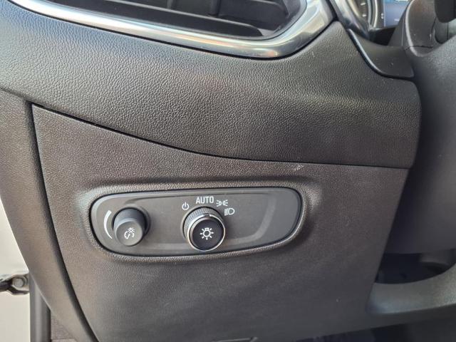 used 2022 Chevrolet Equinox car, priced at $20,900