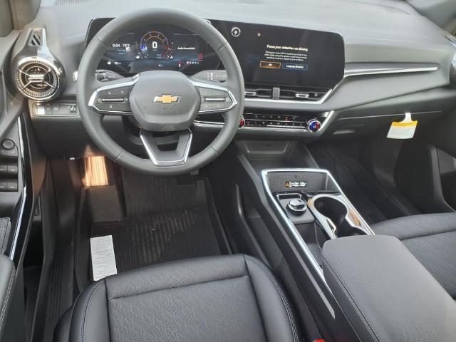 new 2026 Chevrolet Equinox car, priced at $32,295