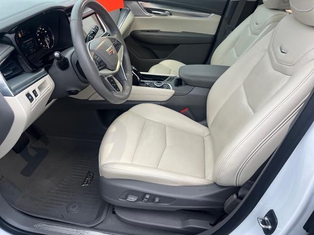 used 2023 Cadillac XT5 car, priced at $34,900