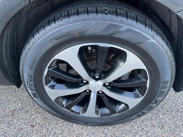 used 2016 Kia Sorento car, priced at $10,900