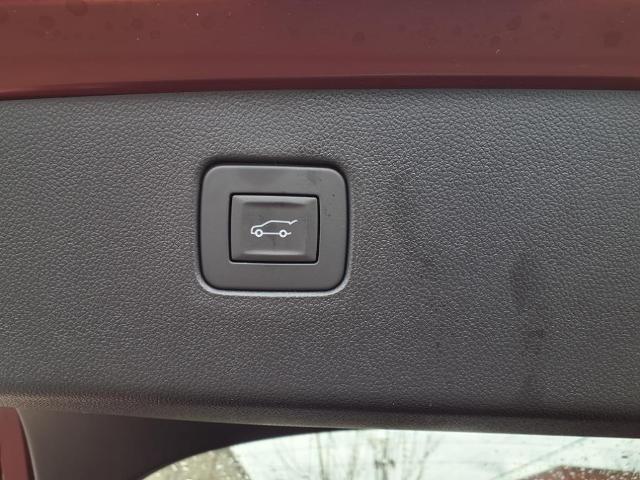 new 2025 Buick Envista car, priced at $29,425