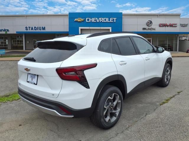 new 2025 Chevrolet Trax car, priced at $25,085