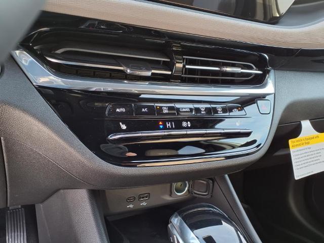 new 2025 Buick Envista car, priced at $29,945