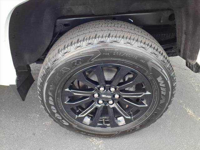 used 2022 GMC Canyon car, priced at $31,900