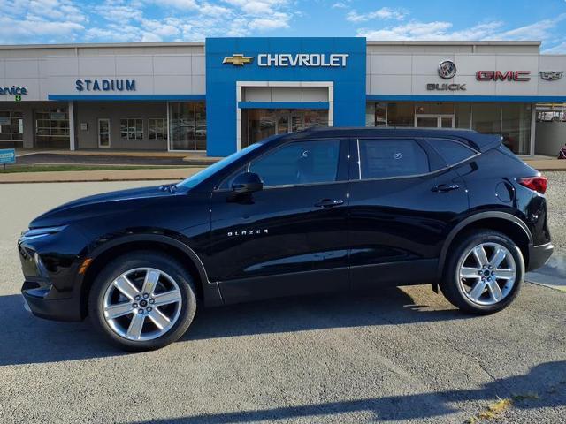 new 2025 Chevrolet Blazer car, priced at $42,024