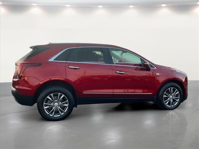 used 2021 Cadillac XT5 car, priced at $29,900