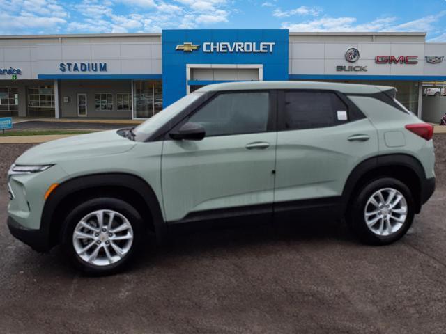 new 2025 Chevrolet TrailBlazer car, priced at $27,730