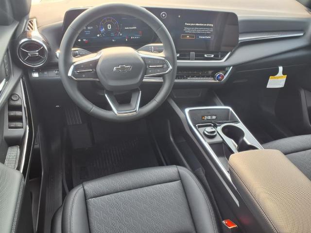 new 2026 Chevrolet Equinox car, priced at $32,295