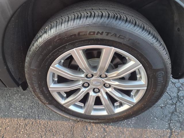 used 2022 Cadillac XT4 car, priced at $27,900