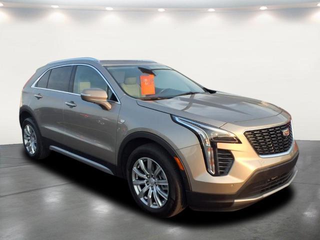 used 2022 Cadillac XT4 car, priced at $27,900