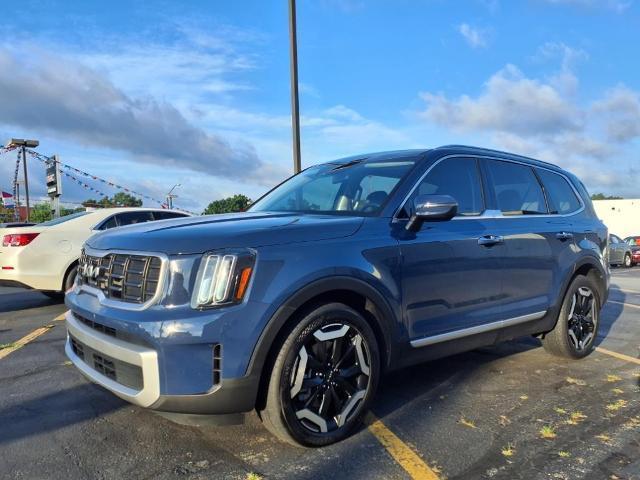 used 2023 Kia Telluride car, priced at $31,900