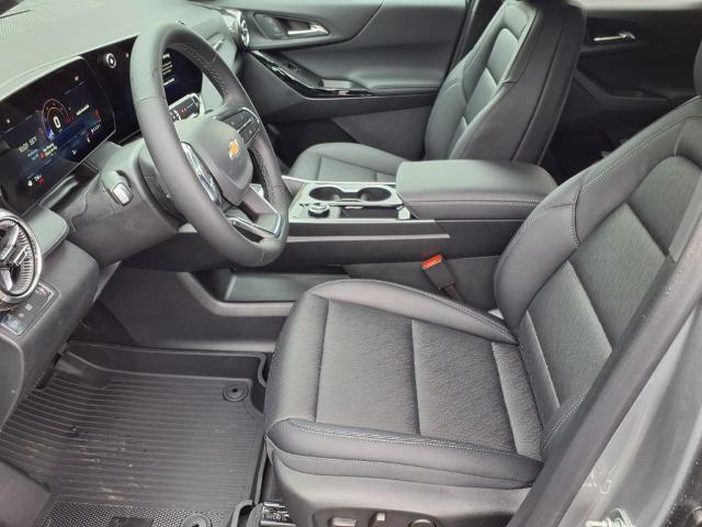 new 2026 Chevrolet Equinox car, priced at $32,635