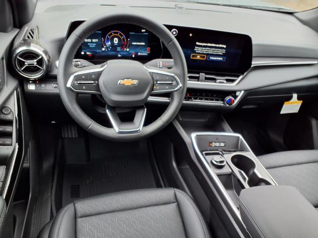 new 2026 Chevrolet Equinox car, priced at $32,635