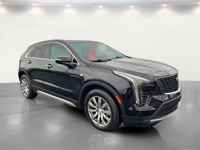 used 2022 Cadillac XT4 car, priced at $30,900