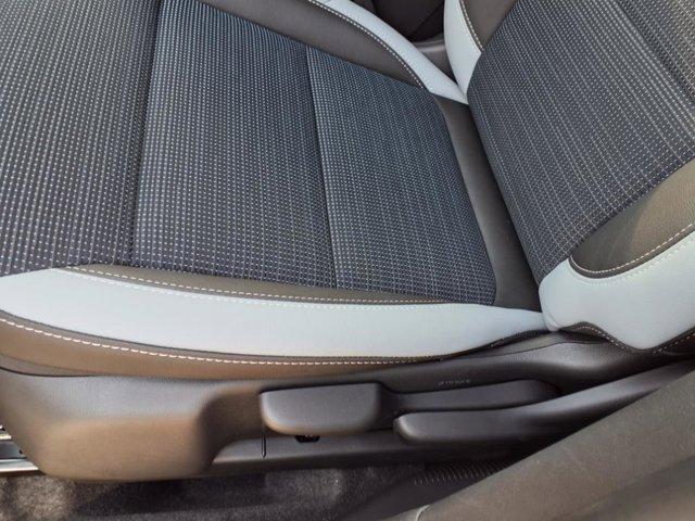 new 2025 Buick Envista car, priced at $26,239