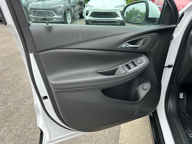 new 2026 Buick Encore GX car, priced at $33,370
