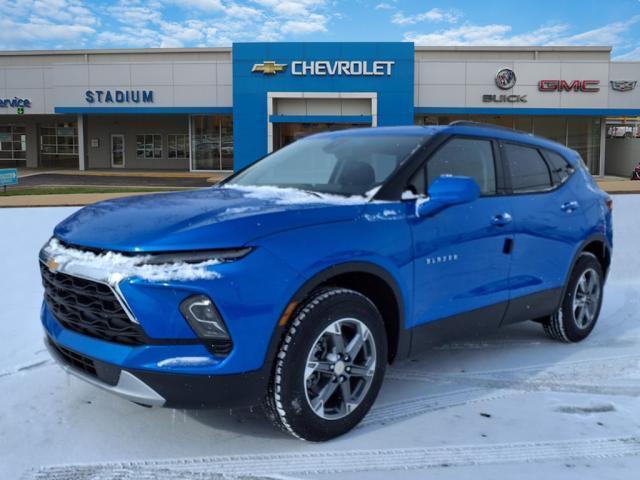 new 2025 Chevrolet Blazer car, priced at $38,384