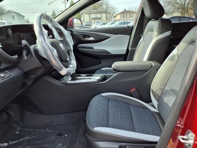 new 2025 Buick Envista car, priced at $26,734