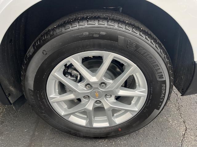 used 2023 Chevrolet Equinox car, priced at $23,900