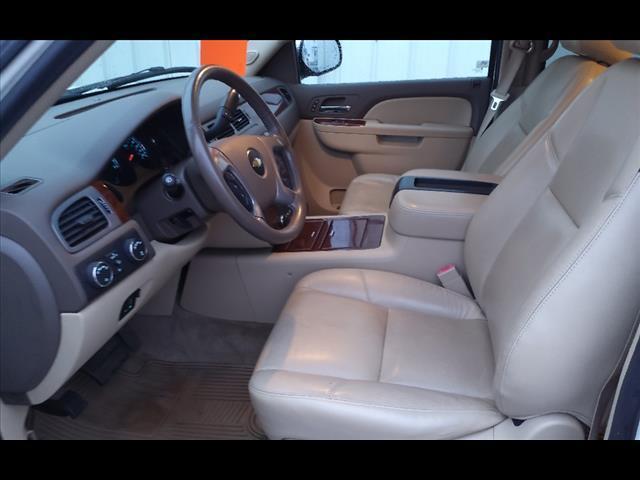 used 2014 Chevrolet Suburban car, priced at $12,900