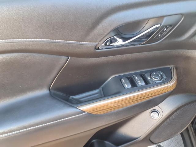 used 2022 GMC Acadia car
