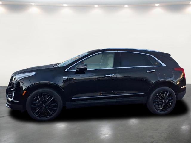 used 2022 Cadillac XT5 car, priced at $32,900