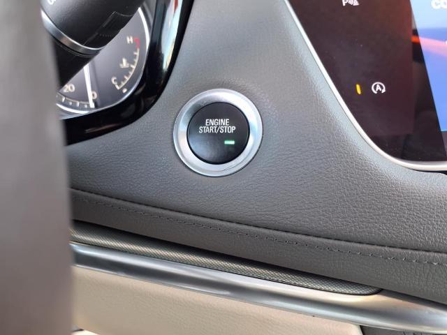 used 2022 Cadillac XT5 car, priced at $32,900