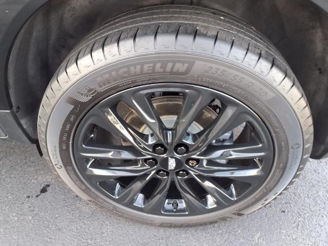 used 2022 Cadillac XT5 car, priced at $32,900