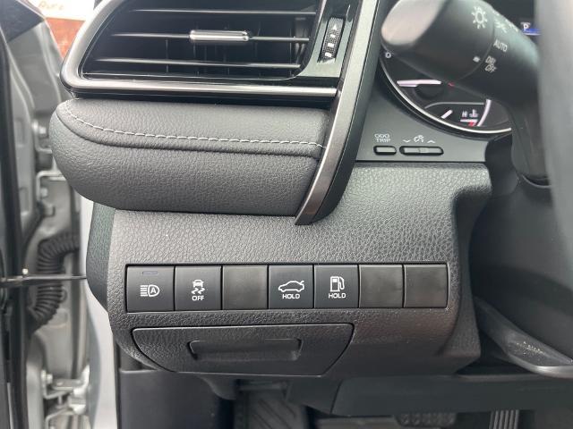 used 2022 Toyota Camry Hybrid car, priced at $24,900