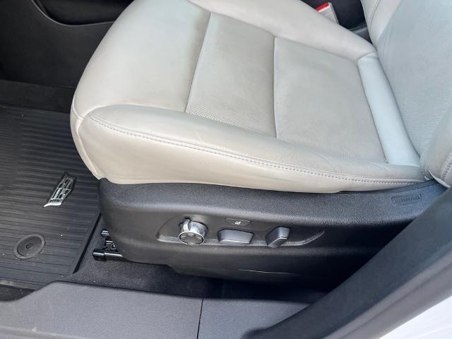 used 2021 Cadillac XT4 car, priced at $21,900