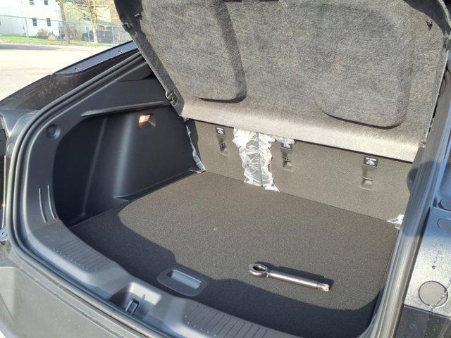 new 2025 Buick Envista car, priced at $28,025
