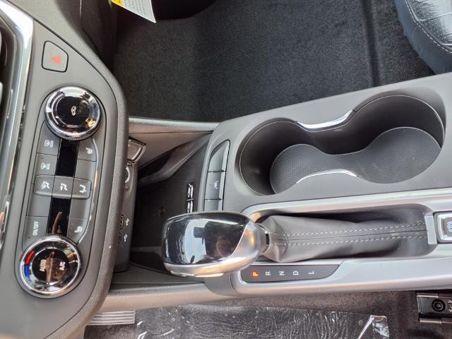 new 2025 Buick Envista car, priced at $28,025