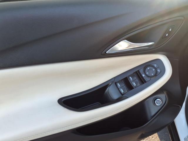 used 2022 Buick Encore GX car, priced at $18,900