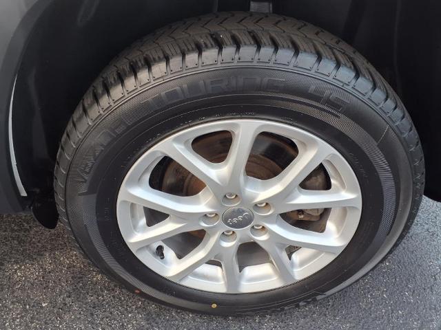 used 2018 Jeep Cherokee car, priced at $11,900